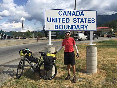 Shular at the Canadian border with bicycle
